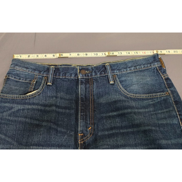 Levi's 569 Shorts Size 34 Mens Bermuda Dark Wash Blue Denim Baggy Skate Y2K - Picture 4 of 6